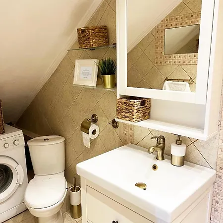 Lovely 2br 30m From The Beach Apartment *