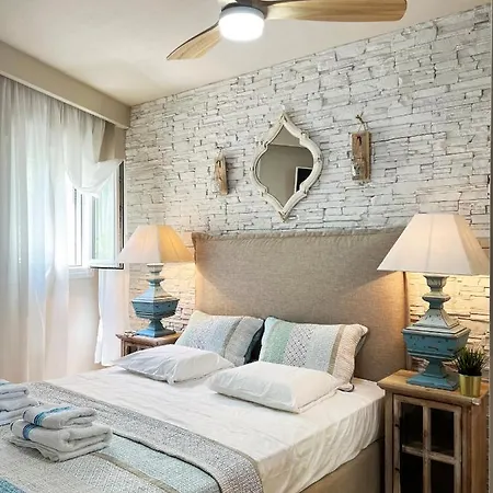Lovely 2br 30m From The Beach Apartment *